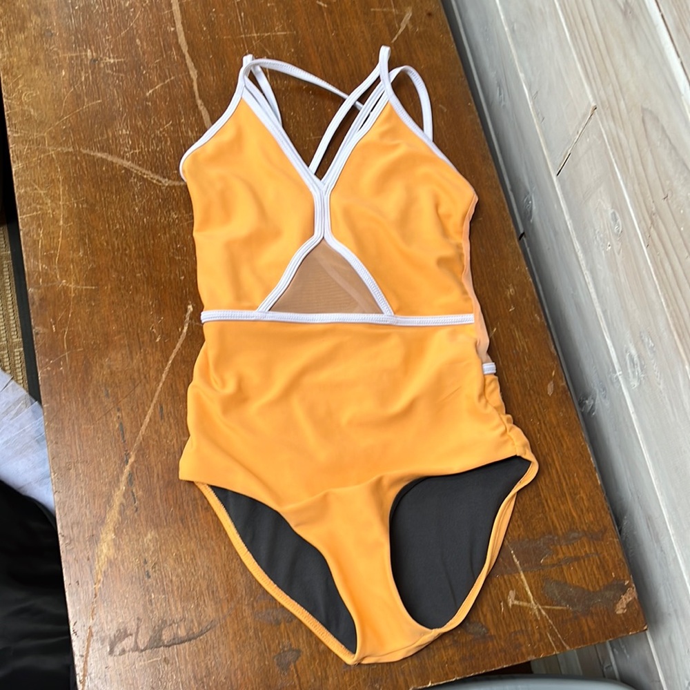 Five Dancewear Manhattan Leo. Petite adult